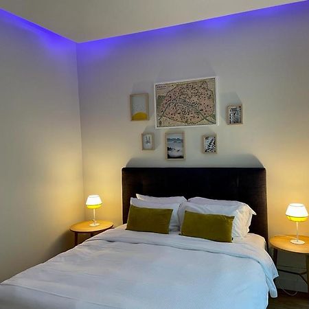 St Germain Beauvoir ChicSuites Paris Extérieur photo