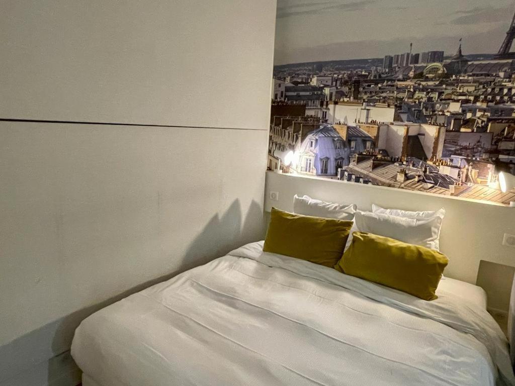 St Germain Beauvoir ChicSuites Paris Extérieur photo