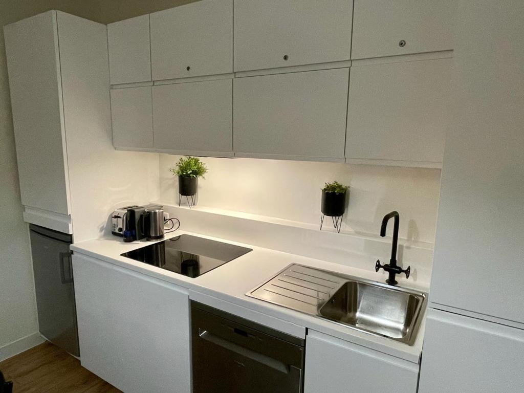 St Germain Beauvoir ChicSuites Paris Extérieur photo